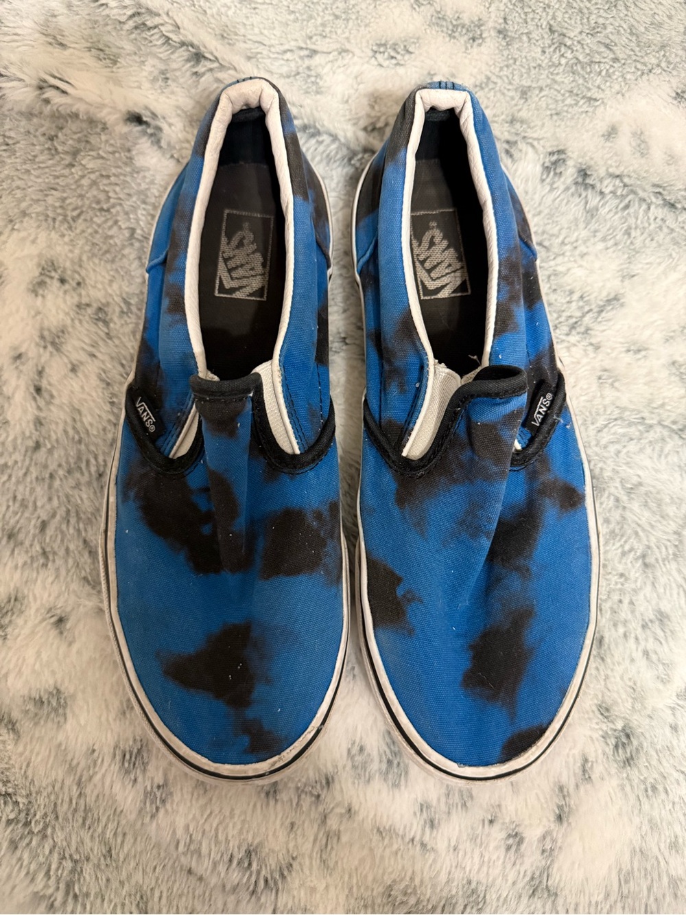 Vans Slip-On Sneakers in Blue with Black Tie-Dye